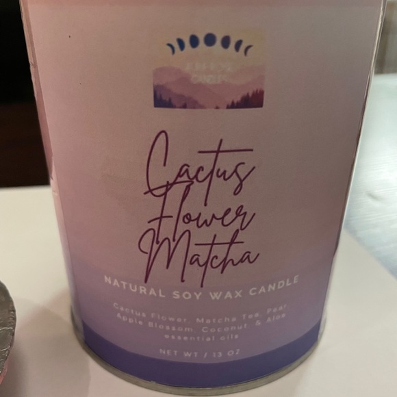 🌵Cactus Flower Matcha Candle🌵 - Picture 4 of 4